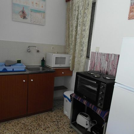 Eri Studios Agia Marina  Chambre photo