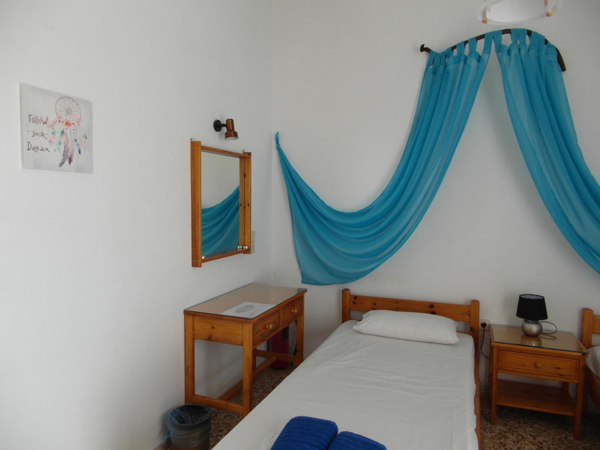 Eri Studios Agia Marina  Chambre photo