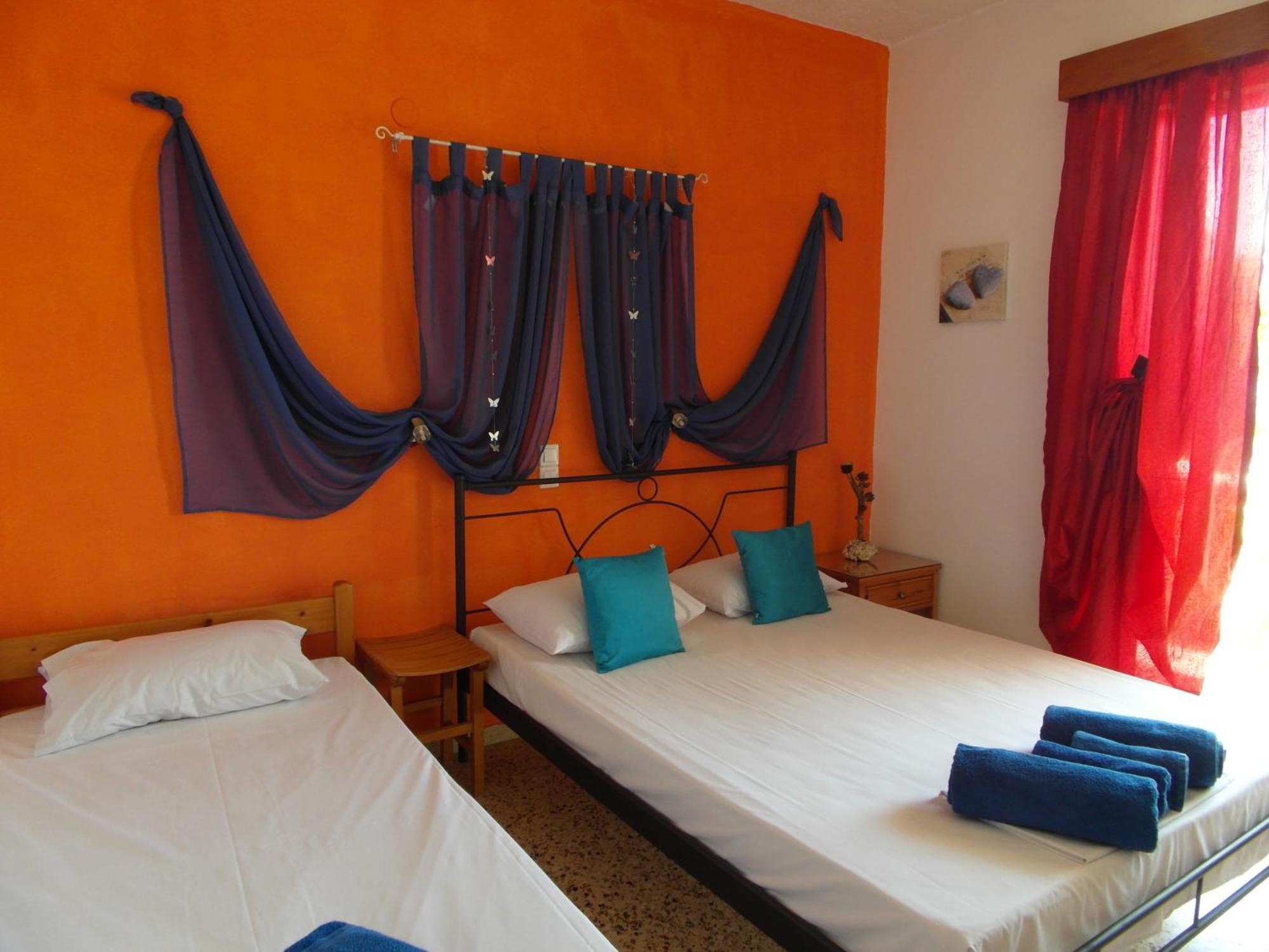 Eri Studios Agia Marina  Chambre photo