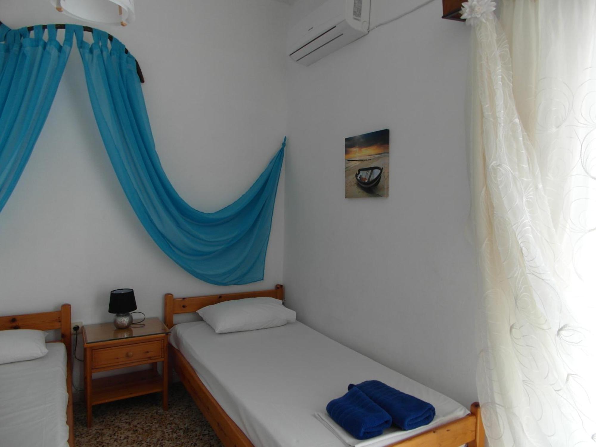 Eri Studios Agia Marina  Chambre photo